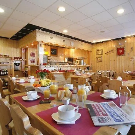 La Pradella 3*