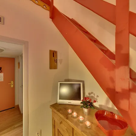 La Pradella Aparthotel 3*