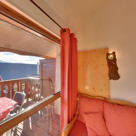 La Pradella Aparthotel 3*