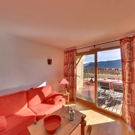 La Pradella Aparthotel 3*